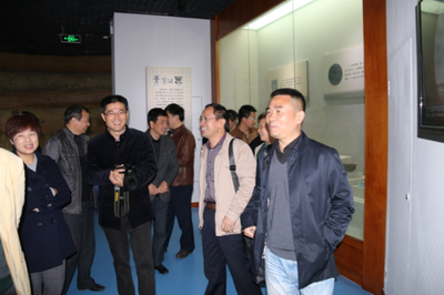 省質監局監督處、認評處黨員參觀我縣博物館，共促文化場館管理服務提升